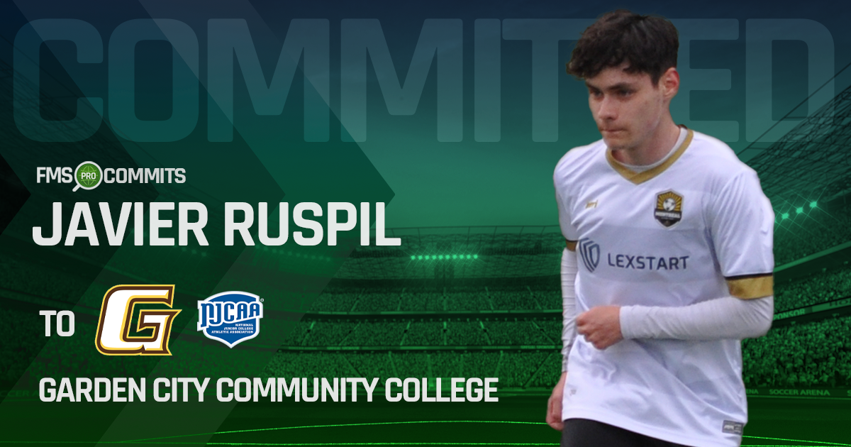 Javier Ruspil signs with Garden City Community College soccer team